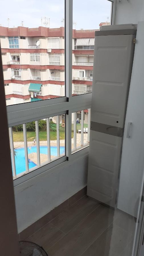 Amplio Piso Al Lado De La Playa En Nerja Apartman Kültér fotó
