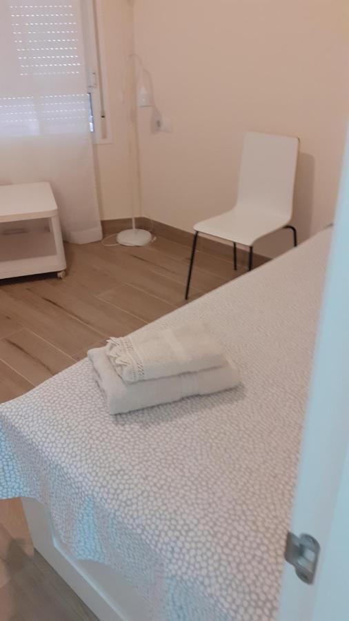 Amplio Piso Al Lado De La Playa En Nerja Apartman Kültér fotó
